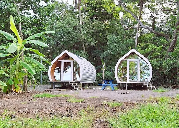 Beautiful Oceanfront Cabin!