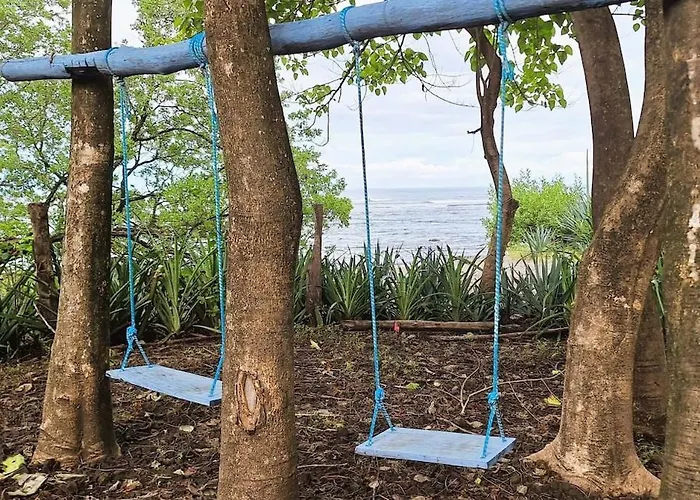 Beautiful Oceanfront Cabin! Apartment Santa Cruz (Guanacaste)